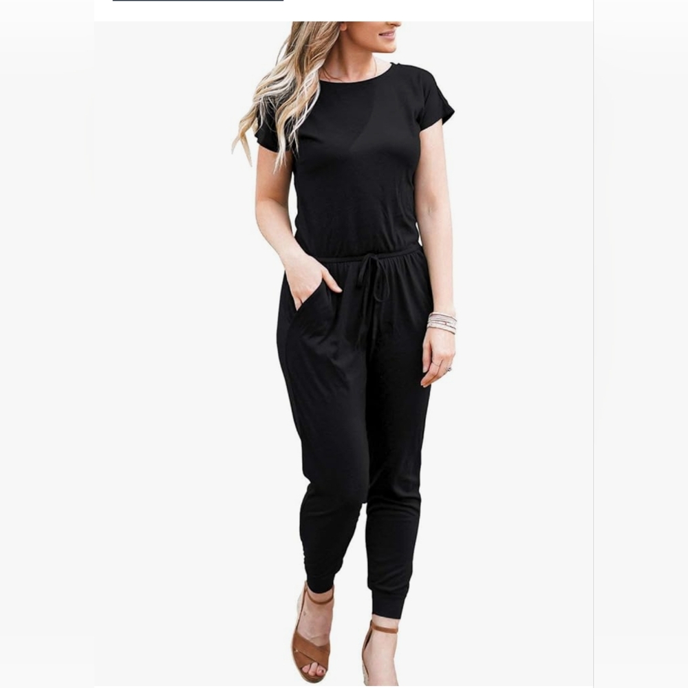 Nwt women's black jumper